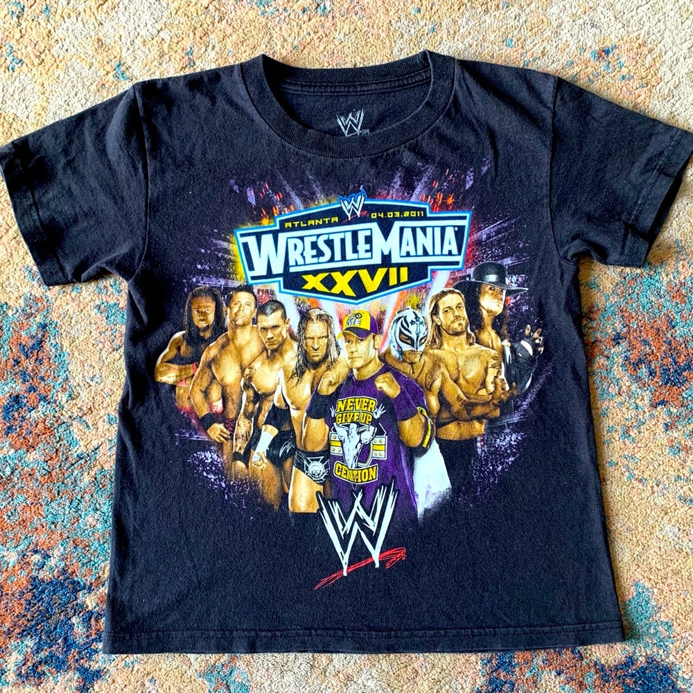 Vintage WWE Wrestle Mania T-shirt, size 8 (boys)